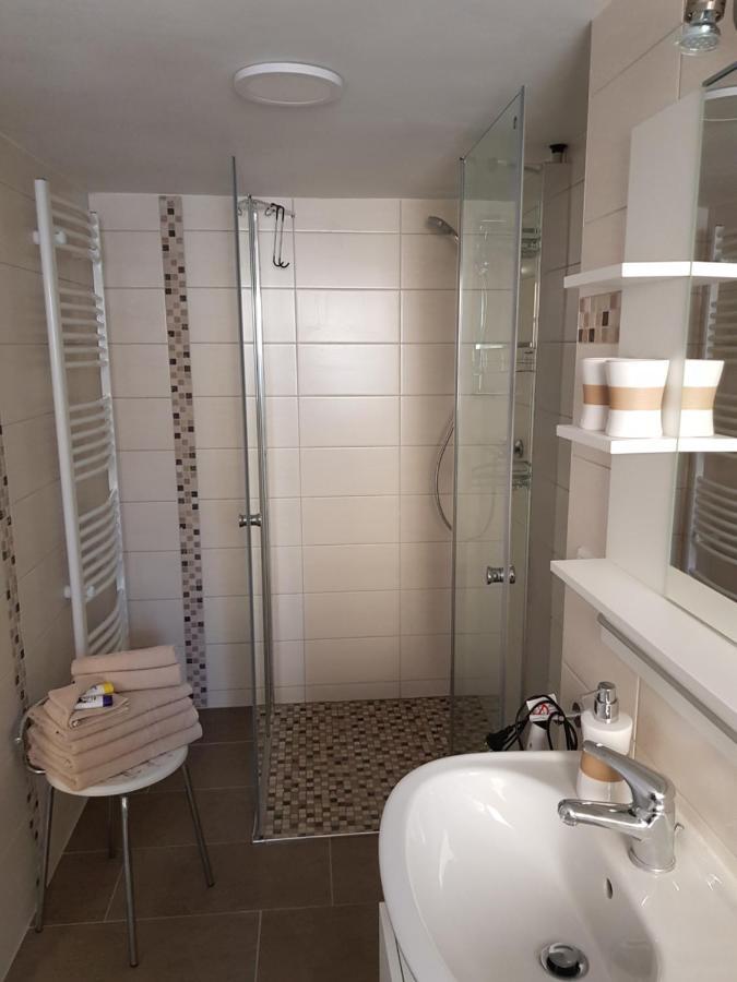 Gemuetliche Ferienwohnung - Monteurzimmer In Der Wittstocker Altstadt Exterior foto